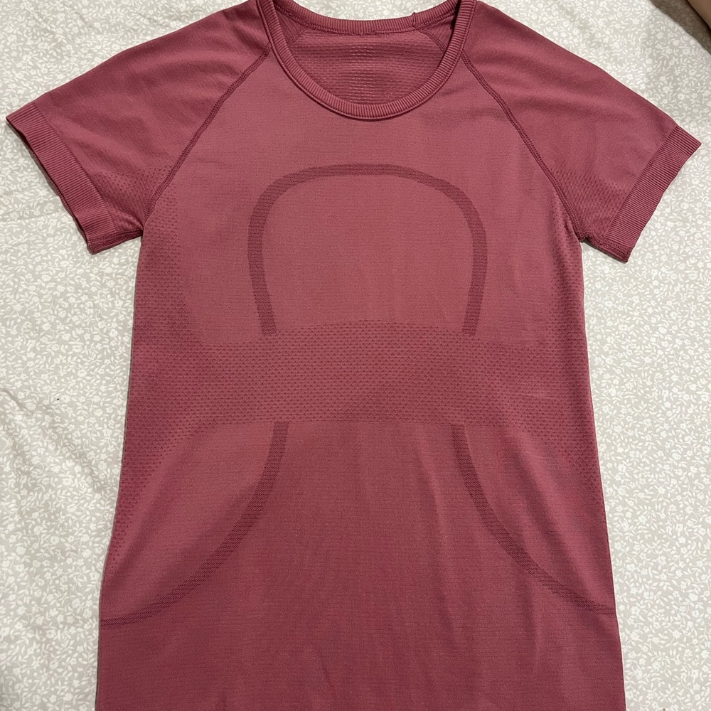 Lululemon swiftly tech